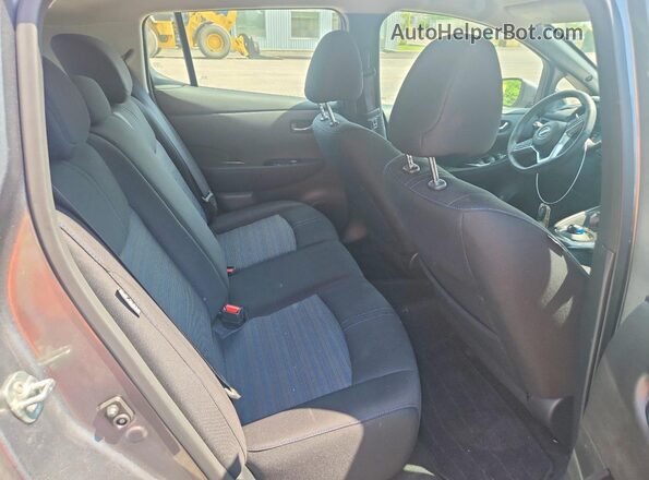 1N4AZ1CV7PC561737 2023 NISSAN LEAF Charcoal Вид задніх сидінь