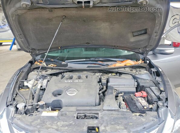 1N4BL3AP4GC149300 2016 NISSAN ALTIMA Gray Rear interior view