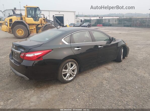 1N4BL3AP6HC125422 2017 NISSAN ALTIMA Black Հետևի աջ