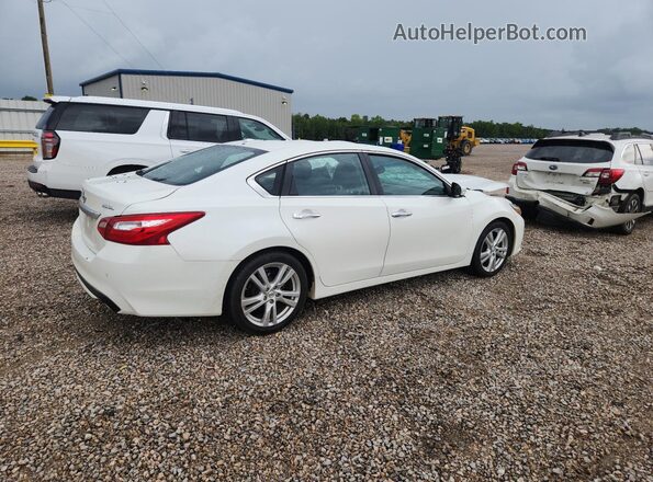 1N4BL3AP8HC126846 2017 NISSAN ALTIMA White Trasero derecho