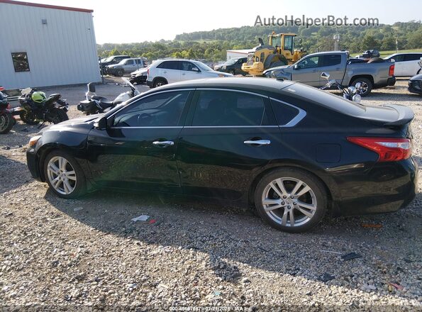 1N4BL3AP8HC206695 2017 NISSAN ALTIMA Черный Панорамный вид салона 360°