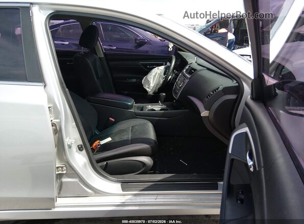 1N4BL3AP8HC207037 2017 NISSAN ALTIMA Silver Вид салону спереду