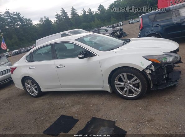 1N4BL3APXHC487463 2017 NISSAN ALTIMA White Widok wnętrza 360 stopni