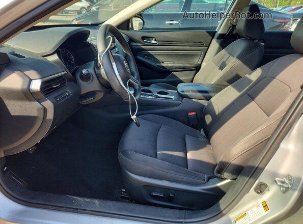 1N4BL4BV0KC105404 2019 NISSAN ALTIMA Silver Widok wnętrza z przodu