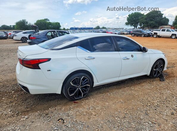 1N4BL4BV0MN329571 2021 NISSAN ALTIMA White Rear right