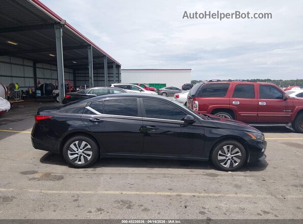 1N4BL4BV0NN373202 2022 NISSAN ALTIMA Черный Вид задней части салона