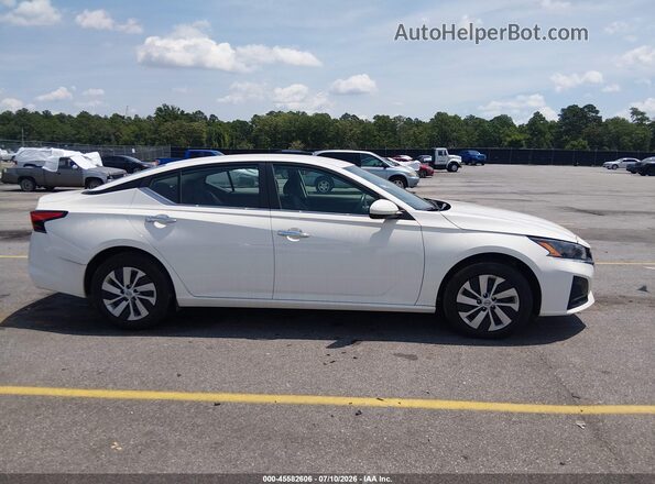 1N4BL4BV0RN334891 2024 NISSAN ALTIMA White უკანა სალონის ხედი