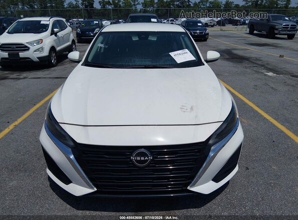 1N4BL4BV0RN334891 2024 NISSAN ALTIMA White ხელსაწყოთა პანელის ხედი