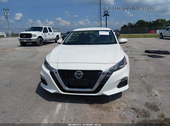 1N4BL4BV1LC135559 2020 NISSAN ALTIMA Белый Вид задней части салона