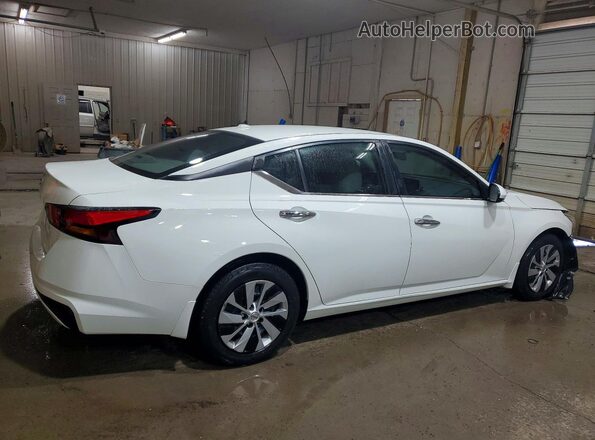 1N4BL4BV2KC178936 2019 NISSAN ALTIMA Белый Задняя правая четверть