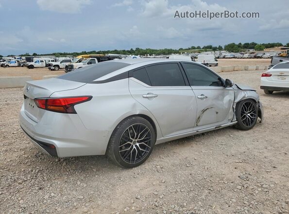 1N4BL4BV2LC129205 2020 NISSAN ALTIMA Серебряный Задняя правая четверть