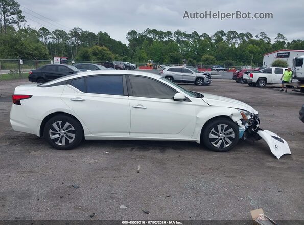 1N4BL4BV2LC276480 2020 NISSAN ALTIMA White Rear interior view