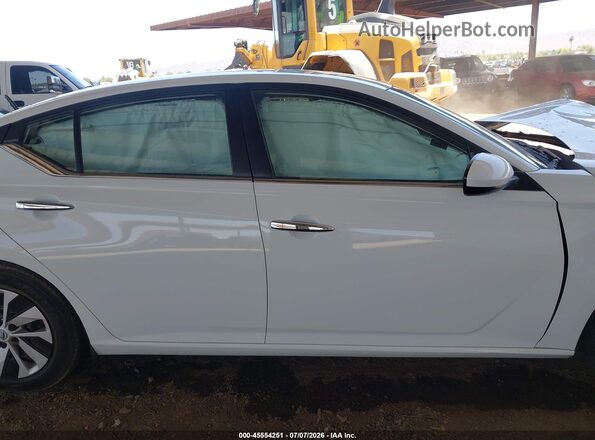 1N4BL4BV2PN337661 2023 NISSAN ALTIMA White Widok zestawu wskaźników