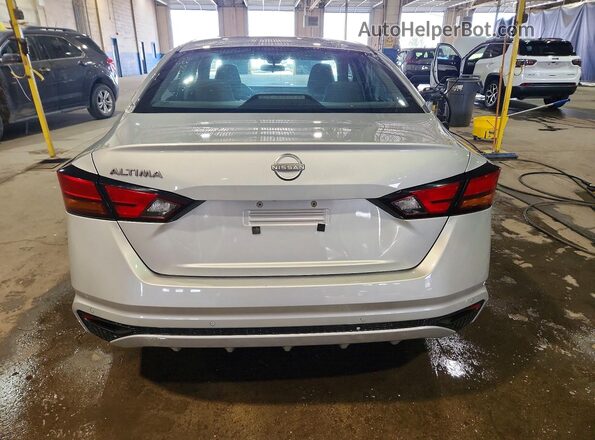 1N4BL4BV2PN387069 2023 NISSAN ALTIMA Silver Հետևի տեսք