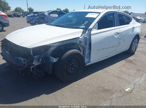 1N4BL4BV2RN342992 2024 NISSAN ALTIMA White წინა მარცხენა ხედი სამი მეოთხედიდან