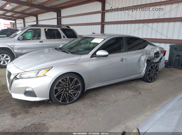 1N4BL4BV3KC140342 2019 NISSAN ALTIMA Silver 360 interior view