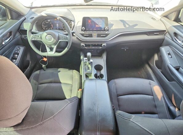 1N4BL4BV3KC247357 2019 NISSAN ALTIMA Серебряный Вид панели приборов