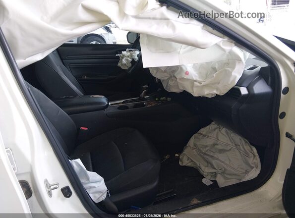 1N4BL4BV3KC248265 2019 NISSAN ALTIMA White Front interior view