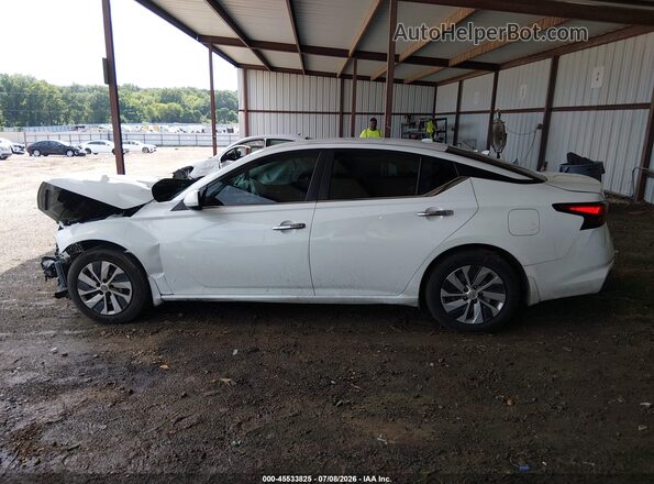 1N4BL4BV3KC248265 2019 NISSAN ALTIMA White 360 interior view