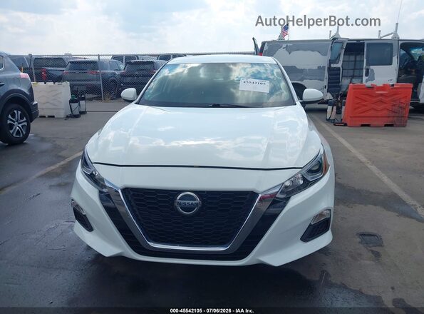 1N4BL4BV3KN302748 2019 NISSAN ALTIMA White ხელსაწყოთა პანელის ხედი
