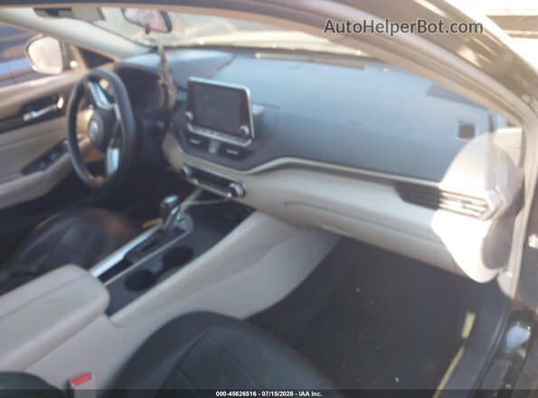 1N4BL4BV3LC179675 2020 NISSAN ALTIMA Black Front interior view