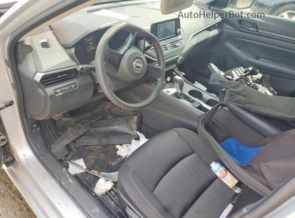 1N4BL4BV4RN352973 2024 NISSAN ALTIMA Серебряный Вид панели приборов