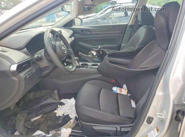 1N4BL4BV4RN352973 2024 NISSAN ALTIMA Серебряный Вид салона спереди