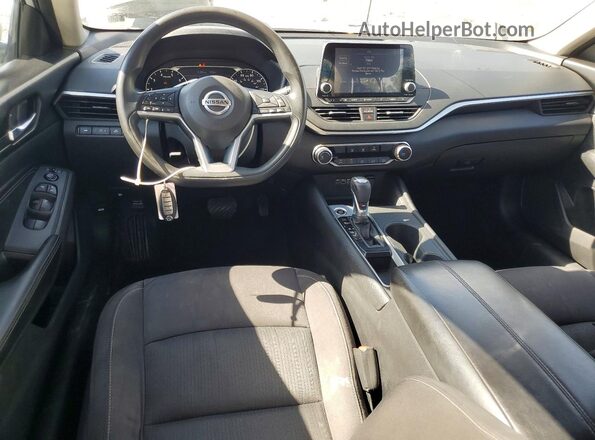 1N4BL4BV5LC246714 2020 NISSAN ALTIMA Серебряный Вид панели приборов