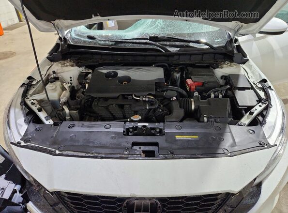1N4BL4BV5LC276375 2020 NISSAN ALTIMA White Widok wnętrza z tyłu