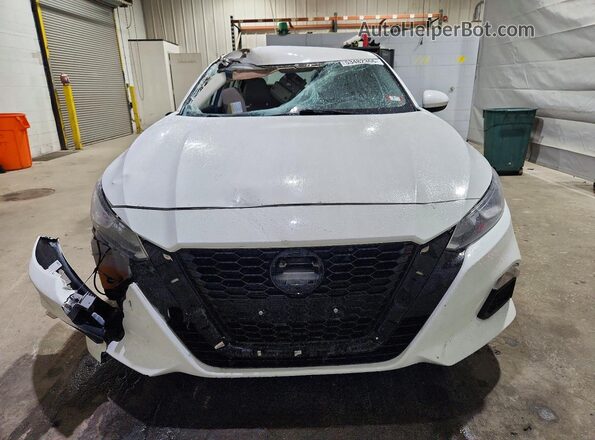 1N4BL4BV5LC276375 2020 NISSAN ALTIMA White Widok z przodu