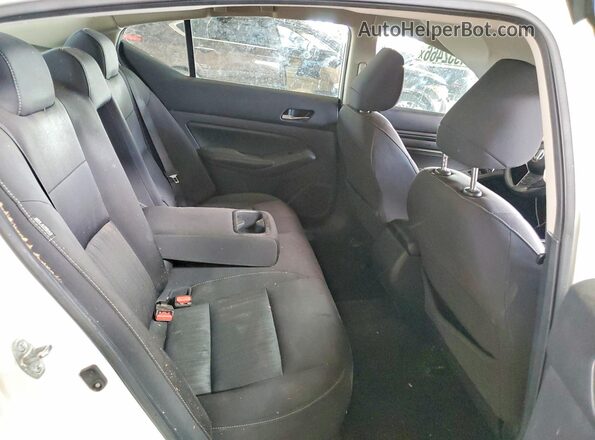 1N4BL4BV6KC259003 2019 NISSAN ALTIMA White Rear seats view