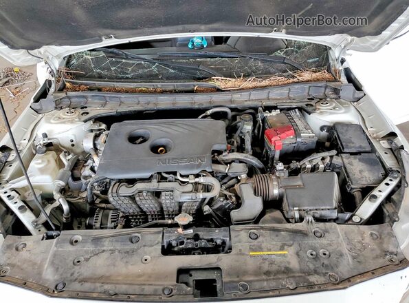 1N4BL4BV6KC259003 2019 NISSAN ALTIMA White Rear interior view