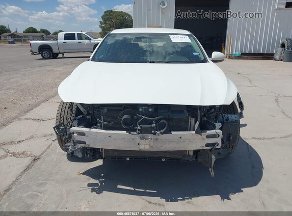 1N4BL4BV6LC200650 2020 NISSAN ALTIMA White Widok wnętrza z tyłu