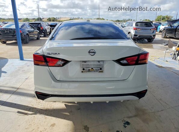 1N4BL4BV6LC242770 2020 NISSAN ALTIMA White Rear view