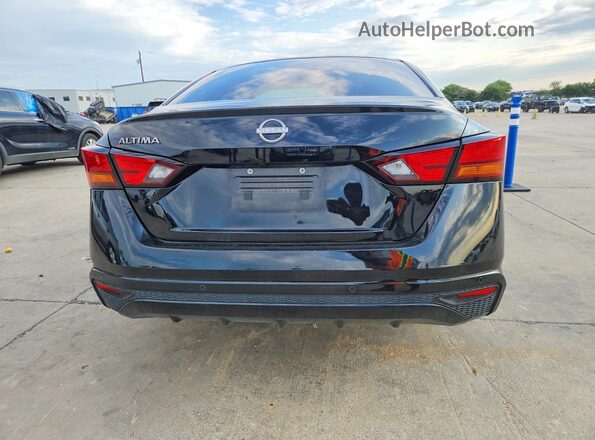 1N4BL4BV6RN343871 2024 NISSAN ALTIMA Black Հետևի տեսք