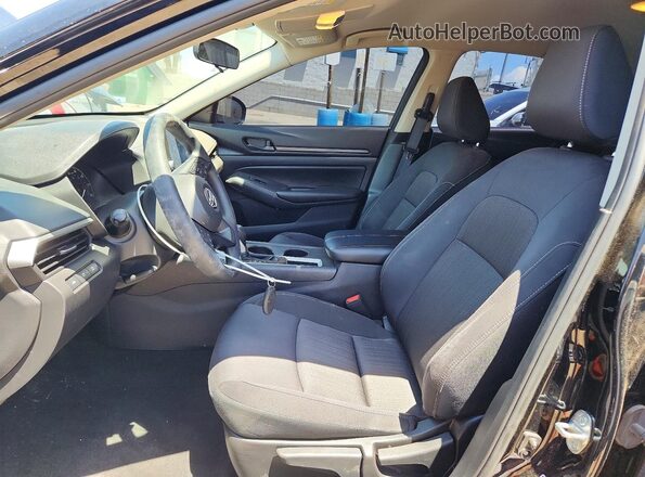 1N4BL4BV6SN329426 2025 NISSAN ALTIMA Black Widok wnętrza z przodu