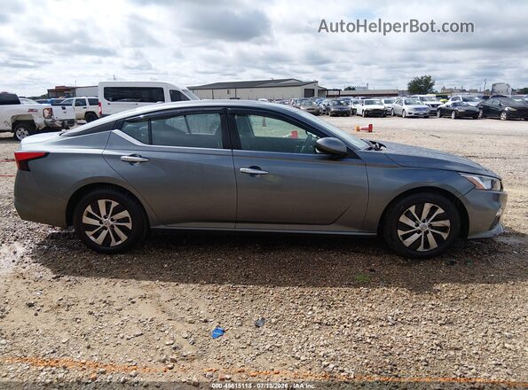 1N4BL4BV7LC132472 2020 NISSAN ALTIMA Gray Rear interior view