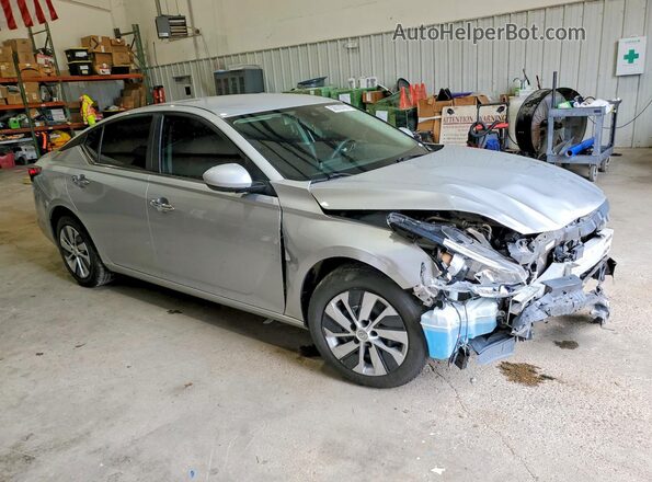 1N4BL4BV7NN387680 2022 NISSAN ALTIMA Серебряный Передняя правая четверть