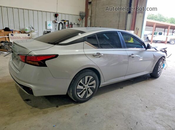 1N4BL4BV7NN387680 2022 NISSAN ALTIMA Серебряный Задняя правая четверть