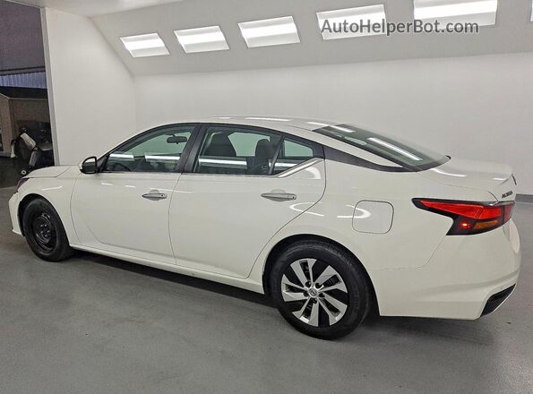 1N4BL4BV7PN419451 2023 NISSAN ALTIMA White Rear left