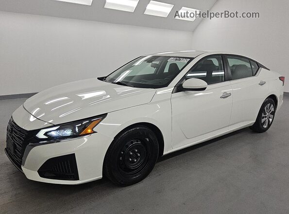 1N4BL4BV7PN419451 2023 NISSAN ALTIMA White 