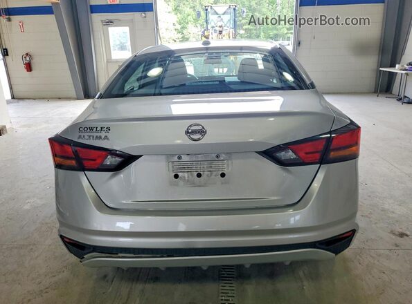 1N4BL4BV8KC127036 2019 NISSAN ALTIMA Silver Rear view