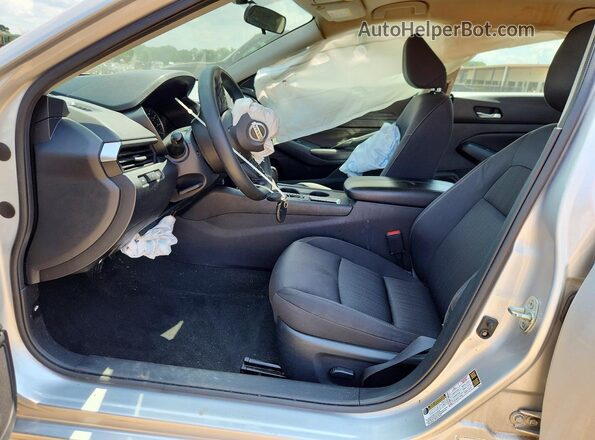 1N4BL4BV8LC252491 2020 NISSAN ALTIMA Серебряный Вид салона спереди
