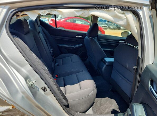 1N4BL4BV8LC252491 2020 NISSAN ALTIMA Серебряный Вид задних сидений