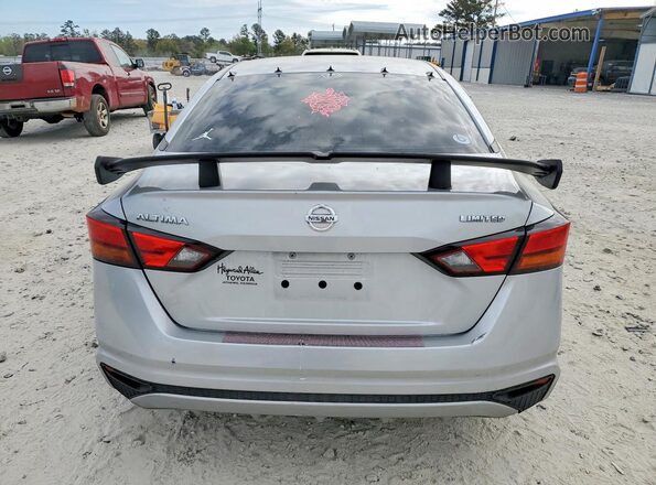1N4BL4BV8MN370482 2021 NISSAN ALTIMA Серебряный Вид сзади