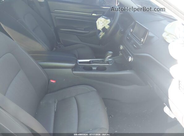 1N4BL4BV8NN390684 2022 NISSAN ALTIMA Gray Front interior view