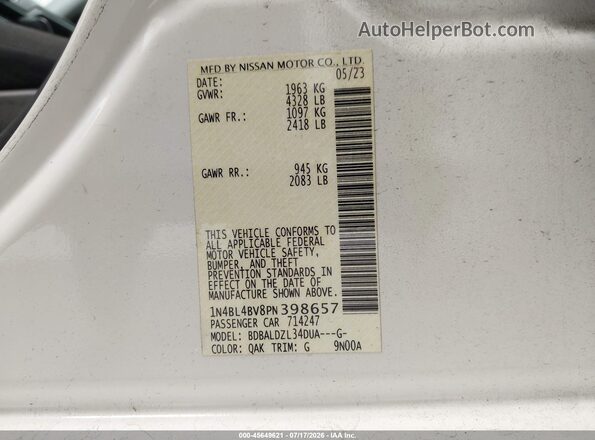 1N4BL4BV8PN398657 2023 NISSAN ALTIMA White Widok komory silnika