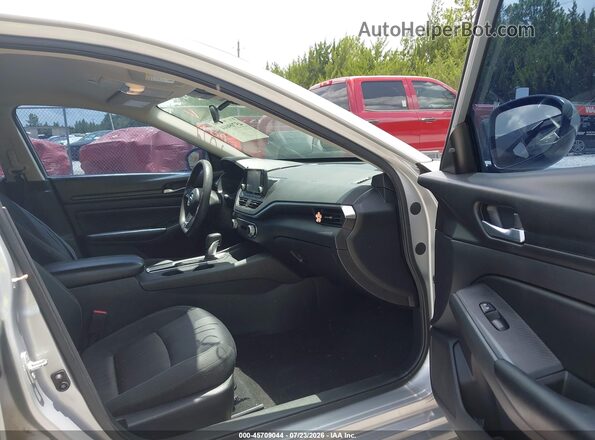 1N4BL4BV9MN318729 2021 NISSAN ALTIMA Silver Вид салону спереду