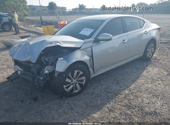 1N4BL4BVXKN308059 2019 NISSAN ALTIMA Silver წინა მარცხენა ხედი სამი მეოთხედიდან