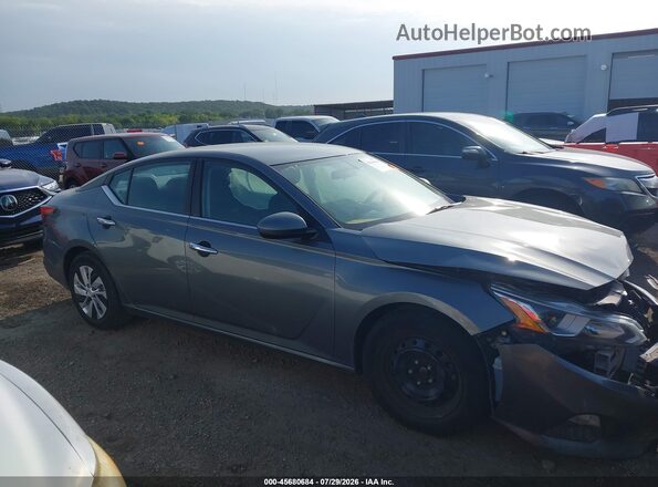1N4BL4BVXLC143871 2020 NISSAN ALTIMA Gray Rear interior view